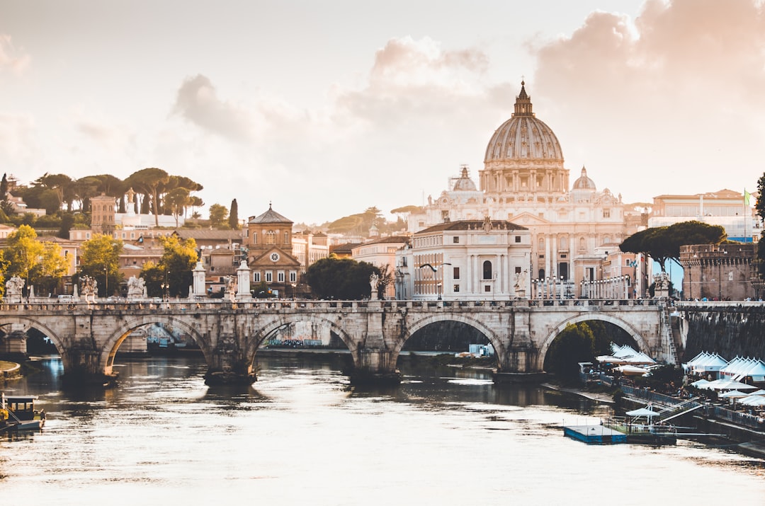 Planejador de Viagens AI 2026: Roma com IA - Roma | Secret World Trip Planner