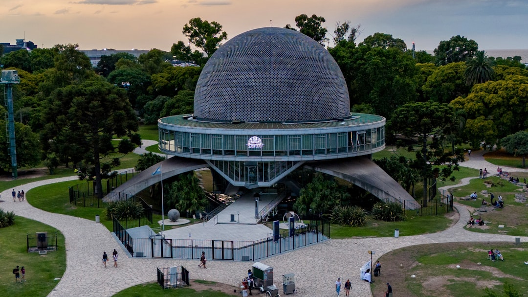 Planetarium Galileo Galilei: Zement und Sterne in Buenos Aires - Av. Sarmiento s/n | Secret World Trip Planner