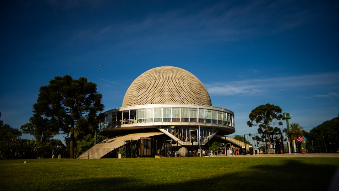 Planetario Galileo Galilei: estrellas y cemento en BA - Av. Sarmiento s/n | Secret World Trip Planner