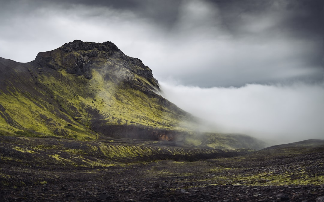 艾雅法拉火山:阻碍欧洲的火山探险之旅 - Eyjafjallajökull | Secret World Trip Planner