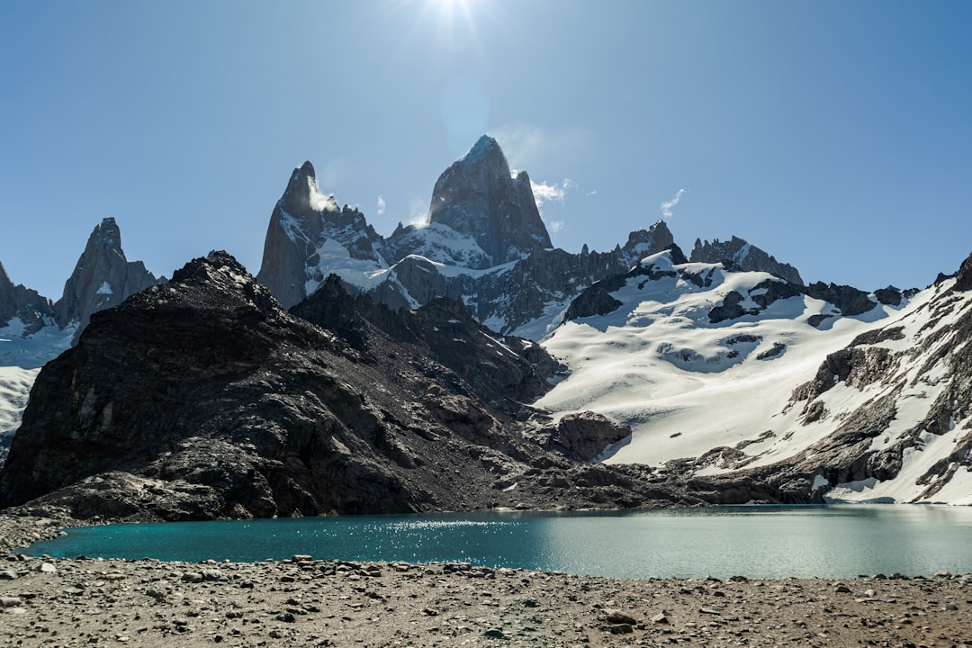 Laguna de los Tres : le lac au pied du Fitz Roy - El Chaltén | Secret World Trip Planner
