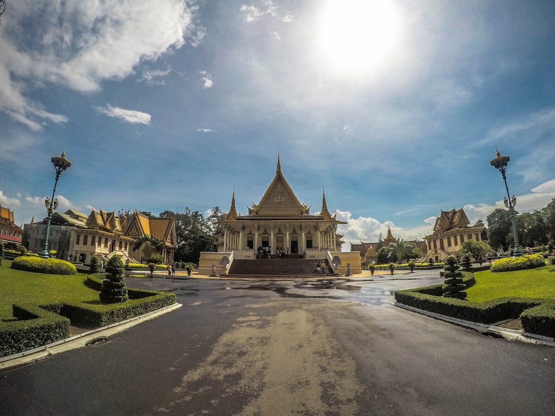 Scoprire Phnom Da: tesoro archeologico della Cambogia - Angkor Borei | Secret World Trip Planner