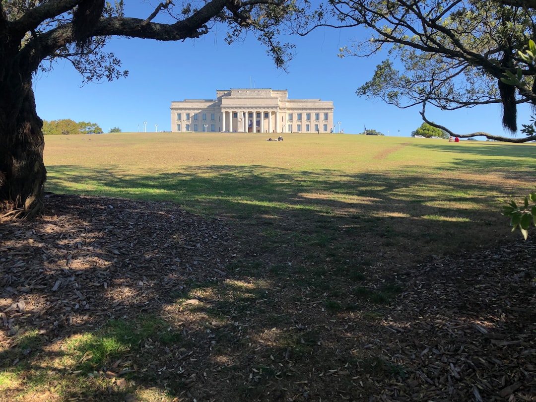 Das War Memorial in Neuseeland entdecken: eine Reise durch die Geschichte - Hororata | Secret World Trip Planner