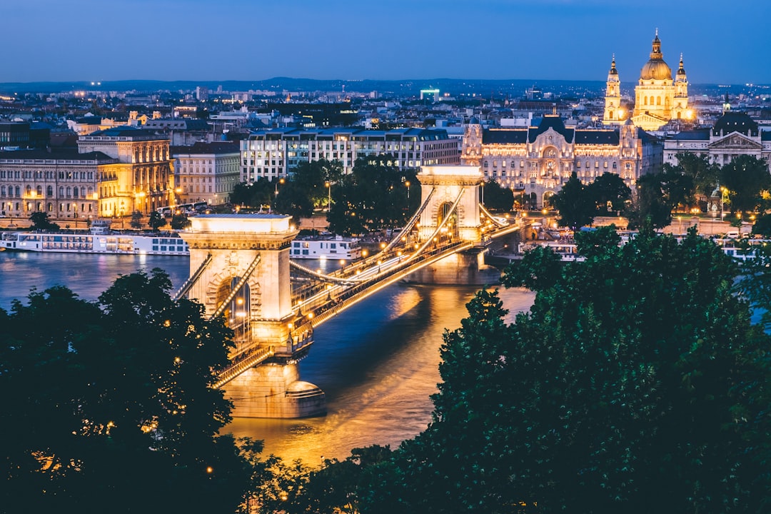 盖尔特温泉:布达佩斯的艺术新潮温泉 - Budapest | Secret World Trip Planner