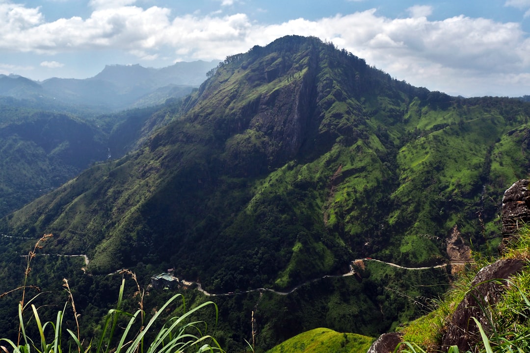 엘라 록: 스리랑카의 자연의 천국 - Badulla | Secret World Trip Planner