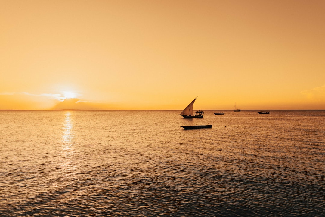 Plage de Nungwi : tortues et coraux au nord de Zanzibar - Nungwi Beach | Secret World Trip Planner