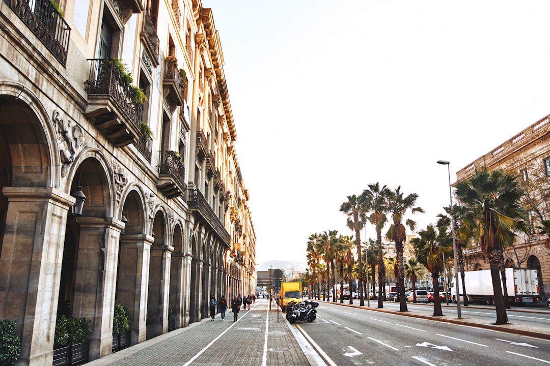Günstige Barcelona Urlaub 2026: Praktischer Leitfaden - Barcellona | Secret World Trip Planner