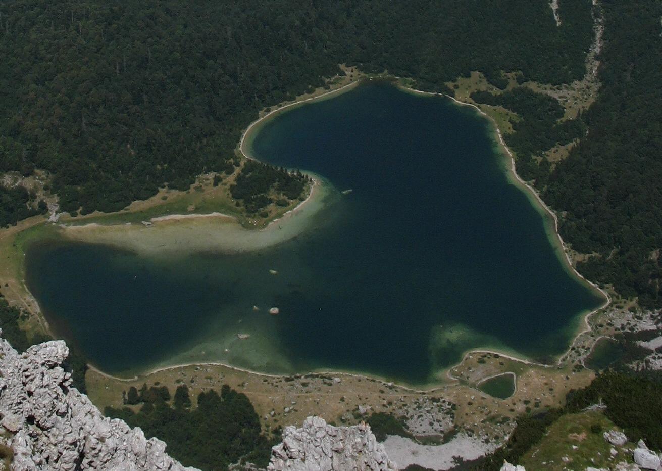 Trnovački Durmitor: Um Paraíso Natural no Coração de Montenegro - Stubica | Secret World Trip Planner