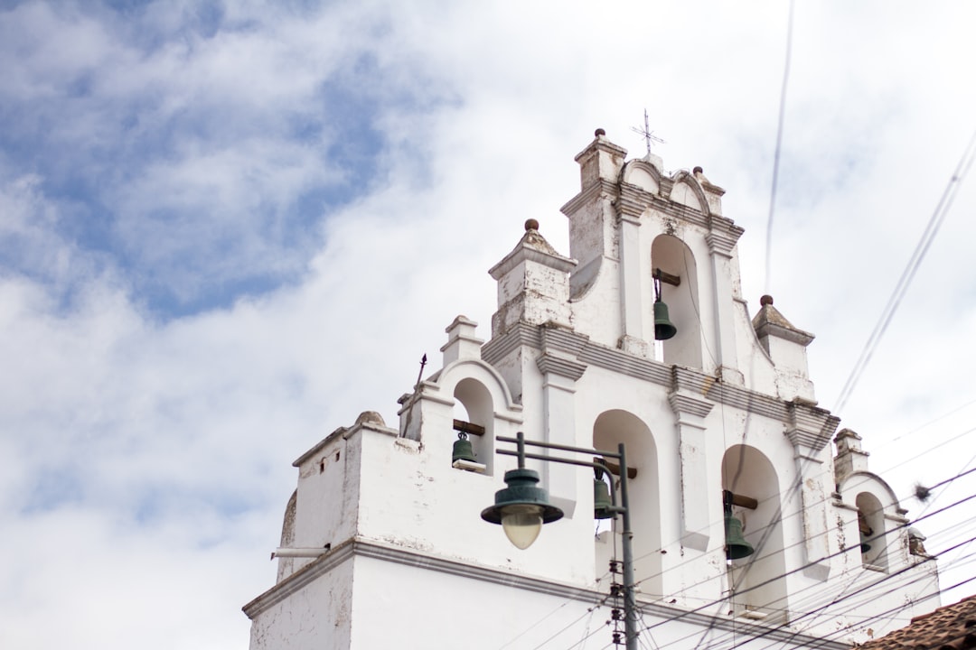 Iglesia de San Agustín: Um tesouro cultural em Potosí - Villa Imperial de Potosí | Secret World Trip Planner