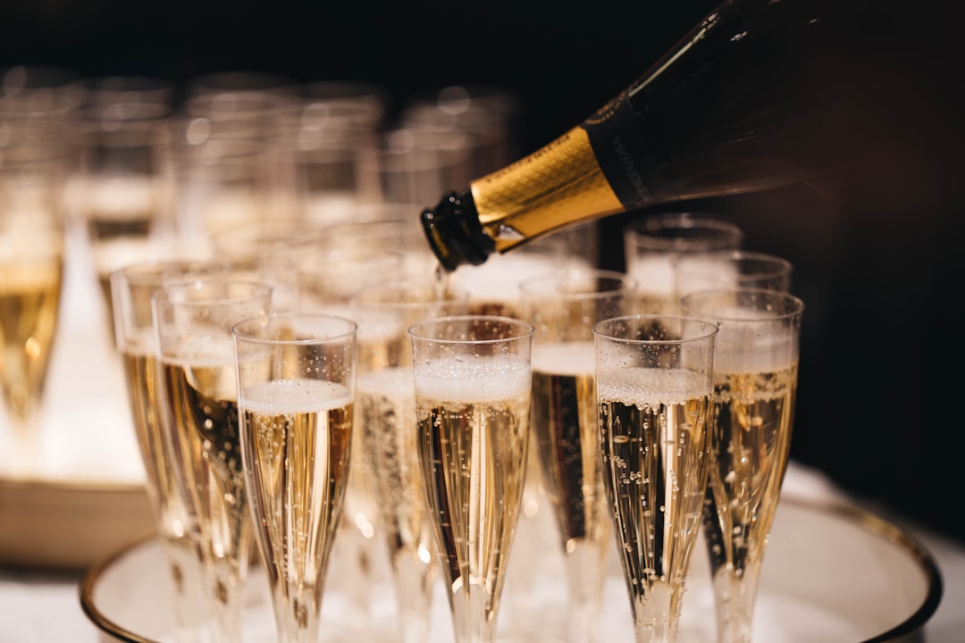 Champagne Deutz in Aÿ: Verkostungen und Besichtigungen - 16 Rue Jeanson | Secret World Trip Planner