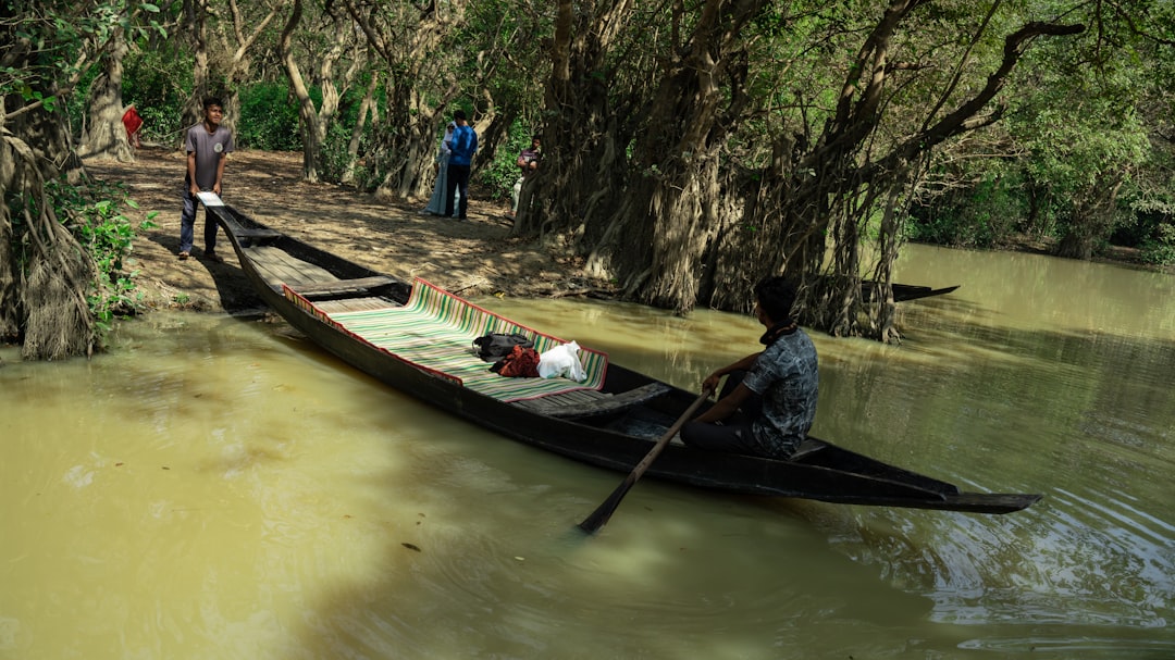 ラタルグル:バングラデシュの水没した森 - 2W79+MFG | Secret World Trip Planner