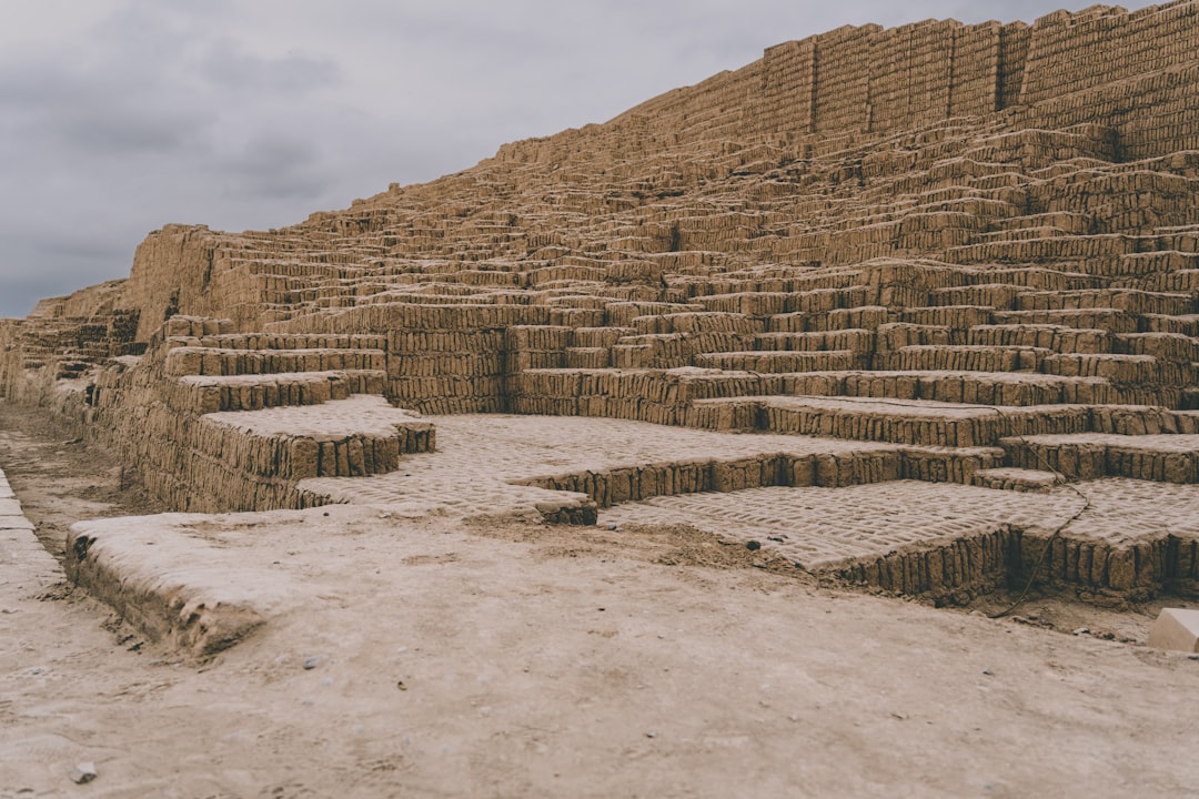 Entdecke Qunqusyantaq: ein Naturparadies in Peru - Yuracmayo | Secret World Trip Planner