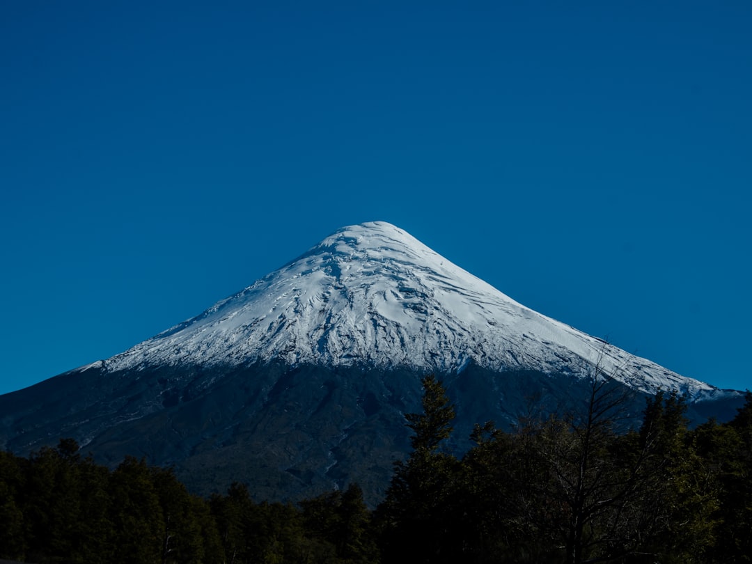 Descubra a Paróquia de Santa Filomena em Santiago do Chile - Maipú | Secret World Trip Planner