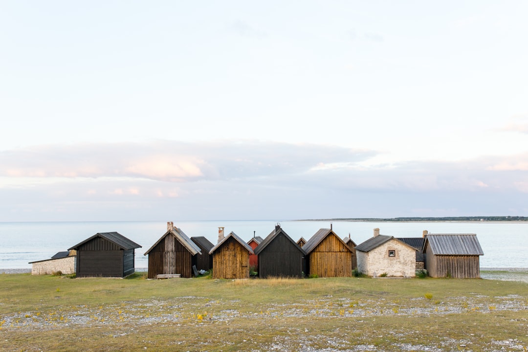 Fårö: natureza selvagem e raukar no Báltico - Fårö | Secret World Trip Planner