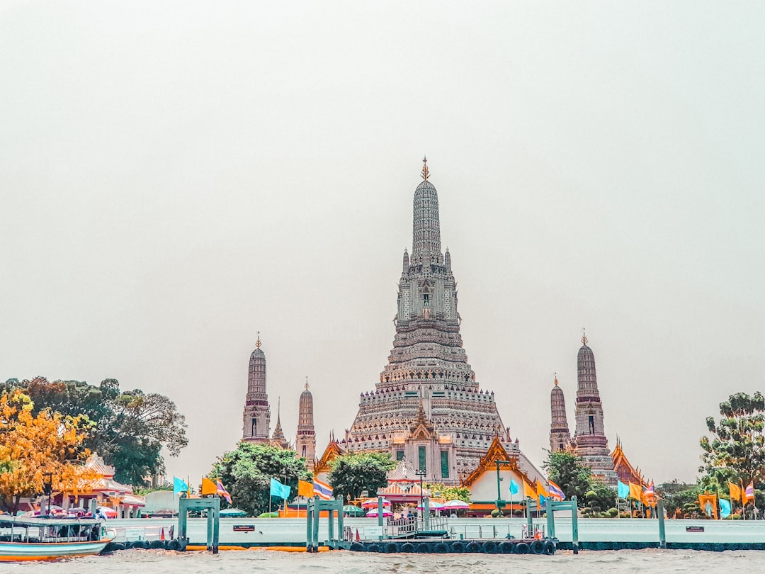Melhores apps de viagem 2026: 5 tops em Bangkok - Bangkok | Secret World Trip Planner