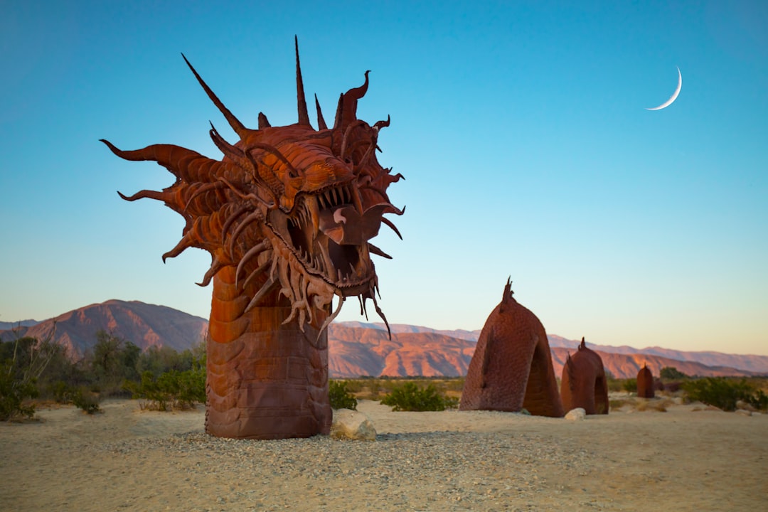 沙漠中的艺术雕塑：澳大利亚沙漠的魅力 - Broken Hill Nuovo Galles del Sud 2880 | Secret World Trip Planner