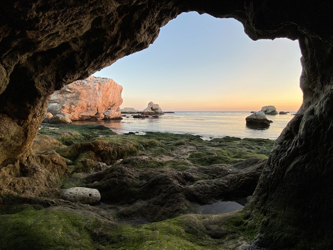 Cueva de Calipso: un tesoro natural en Malta | Secret World Trip Planner
