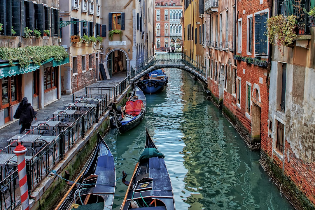 Best Travel Apps 2026: Top 5 Picks for Venice - Venezia | Secret World Trip Planner