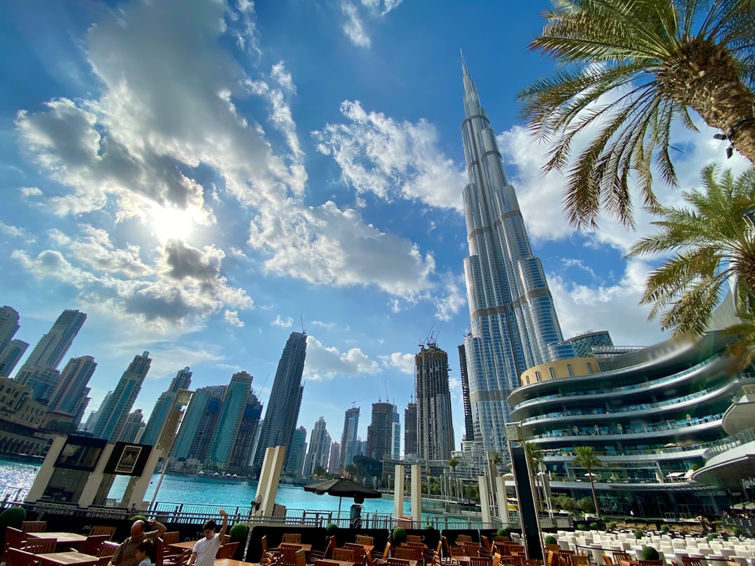 Come pianificare viaggio AI a Dubai nel 2026: guida completa - Dubai | Secret World Trip Planner