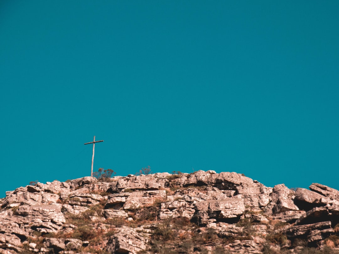 Cristo Redentore des Andes : symbole de paix entre l'Argentine et le Chili - Las Cuevas | Secret World Trip Planner