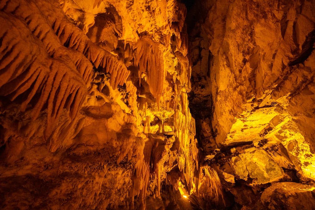 Grotte di Castellana: uma aventura 70 metros na Puglia - Piazza Franco Anelli | Secret World Trip Planner