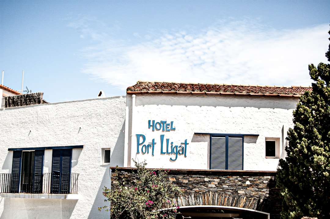 Casa Museo Dalí en Port Lligat: arte y locura surrealista - 17488 Port Lligat | Secret World Trip Planner