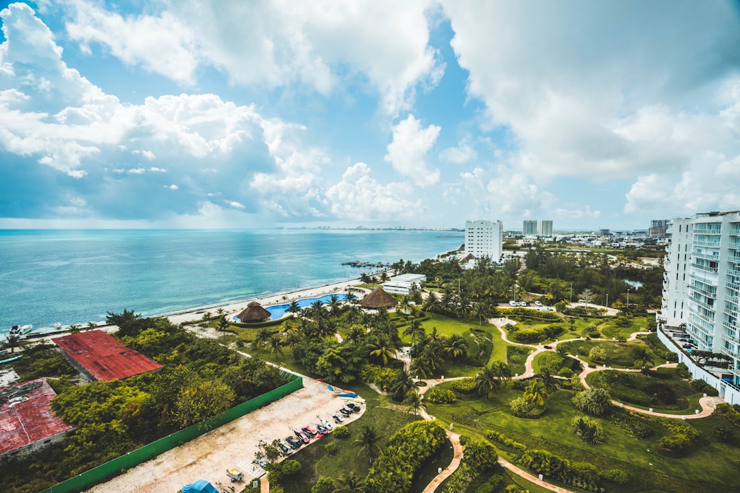 Secret World vs Google Trips: planea Cancún 2026 - Cancún | Secret World Trip Planner