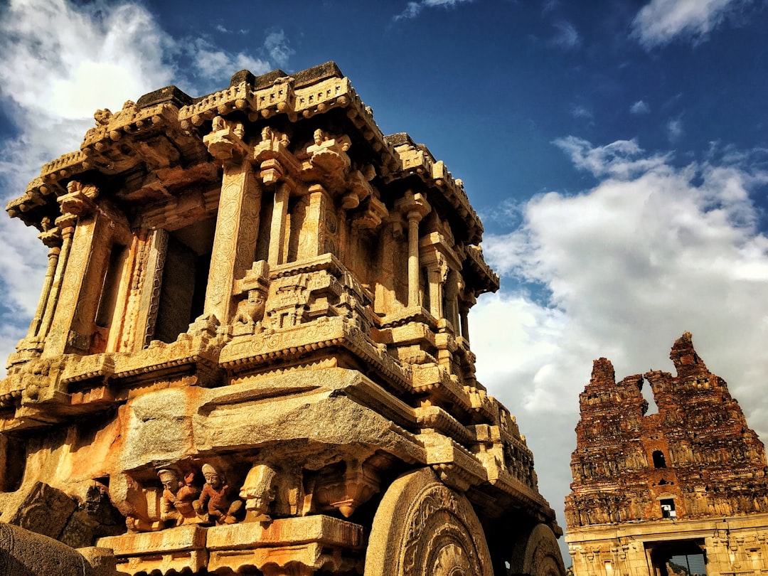 Templo Vittala de Hampi: arquitectura Vijayanagara - Nimbapura | Secret World Trip Planner