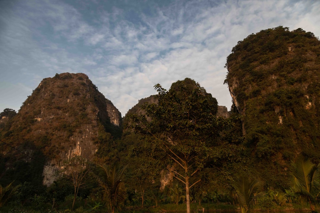 Tham Kong Lo: a gruta fluvial de 7 km no Laos - Tham Kong Lo | Secret World Trip Planner