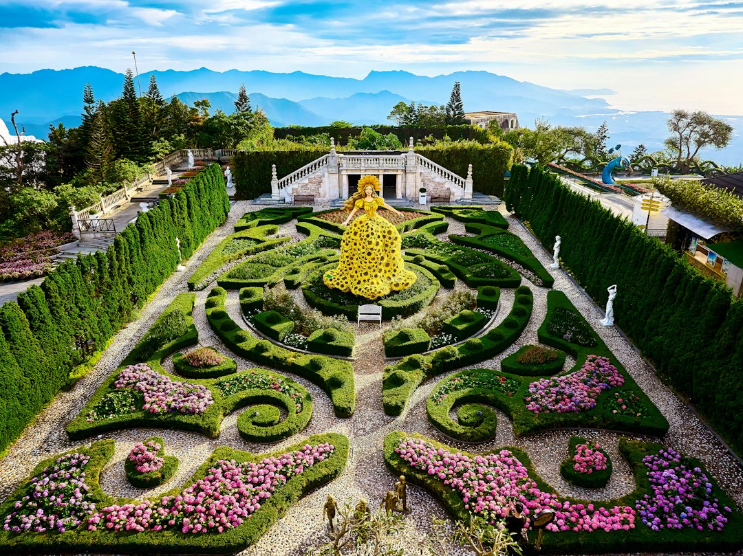 El Jardín de los Tarots: esculturas monumentales en Capalbio - Garavicchio | Secret World Trip Planner