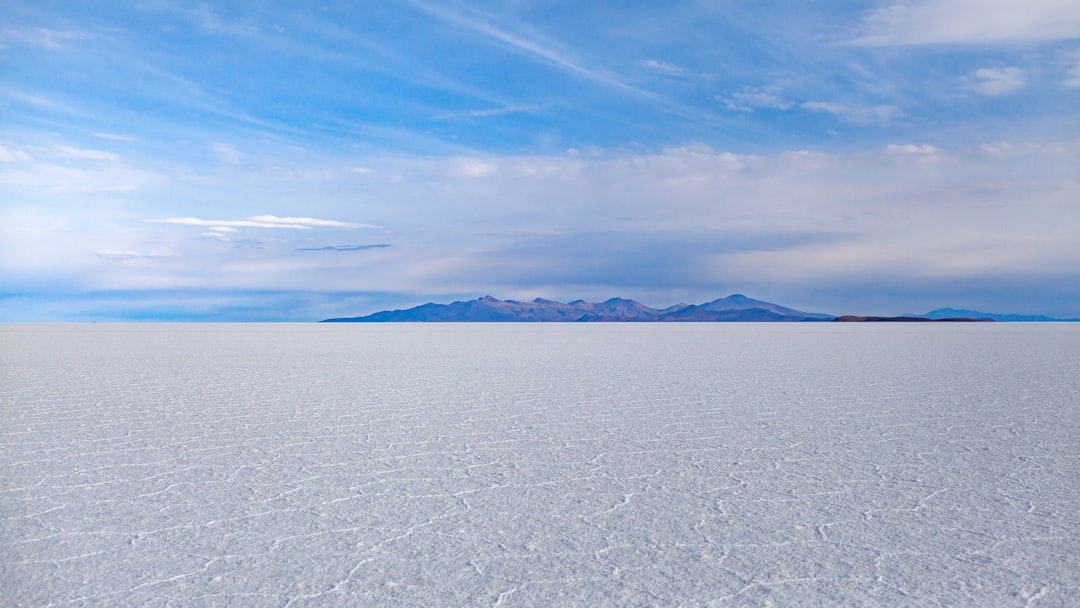 Салар де Уюни: соляная пустыня среди боливийских вулканов - Uyuni | Secret World Trip Planner