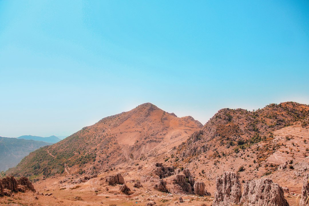 Sentieri tra i cedri millenari di Tannourine, Libano - Tannourine El Faouqa | Secret World Trip Planner