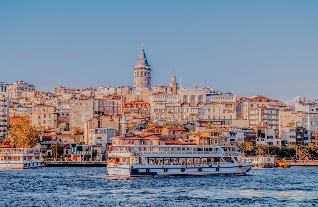 2026년 이스탄불 저렴한 여행: 알뜰 가이드 - Istanbul | Secret World Trip Planner