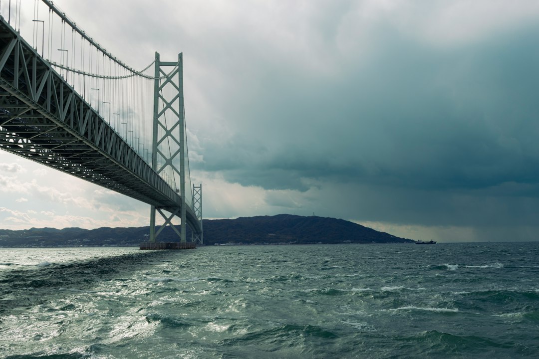 Akashi Kaikyō: dentro da torre do maior ponte do mundo - Kobe | Secret World Trip Planner