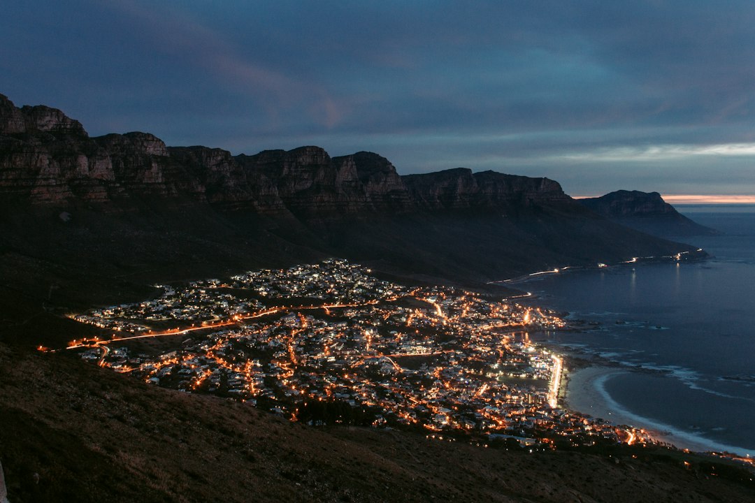 斯朗科普灯塔:大西洋上的铸铁巨人 - Cape Town | Secret World Trip Planner