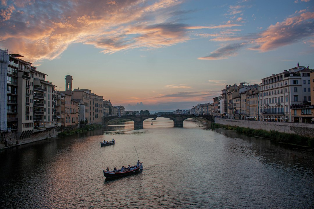 Secret World vs TripIt: la mejor app para Florencia 2026 - Firenze | Secret World Trip Planner