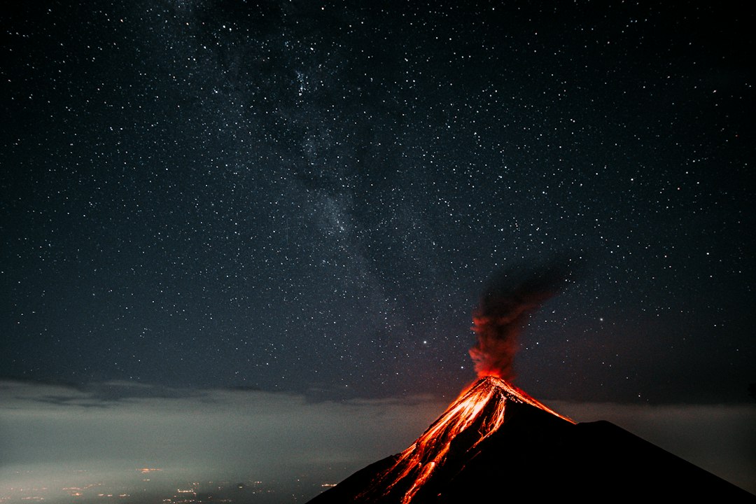 Vulcano Villarrica: sube al cráter activo - Pucón | Secret World Trip Planner