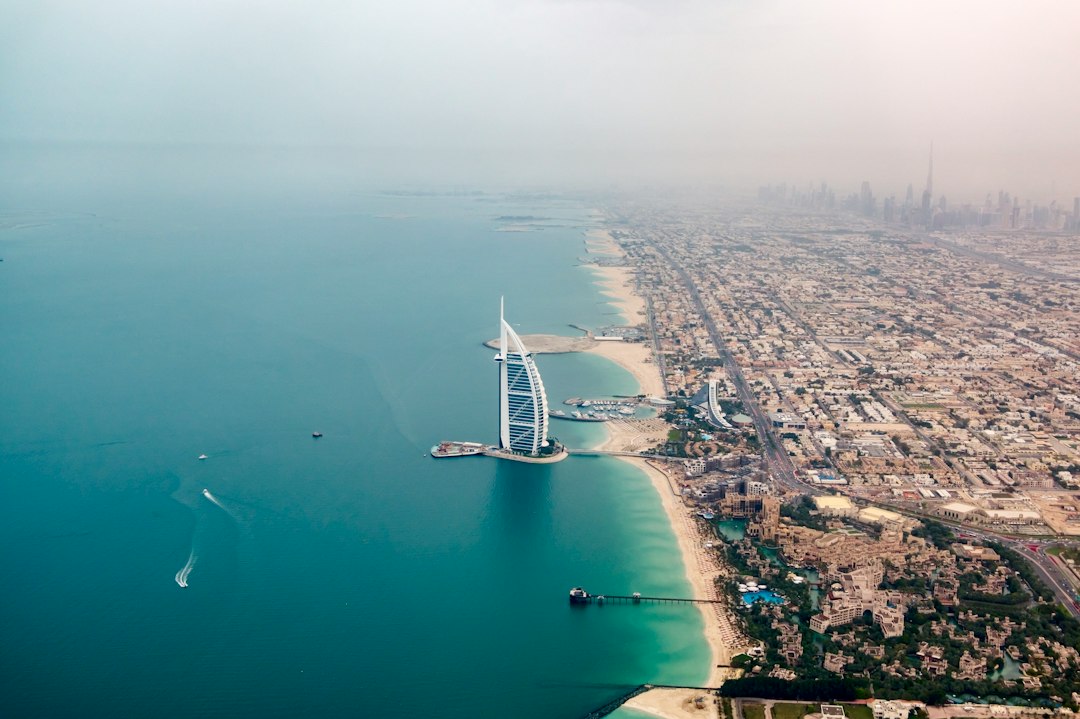 비밀의 세계 리뷰 2026: 두바이에서 테스트, 정말 효과 있을까? - Dubai | Secret World Trip Planner