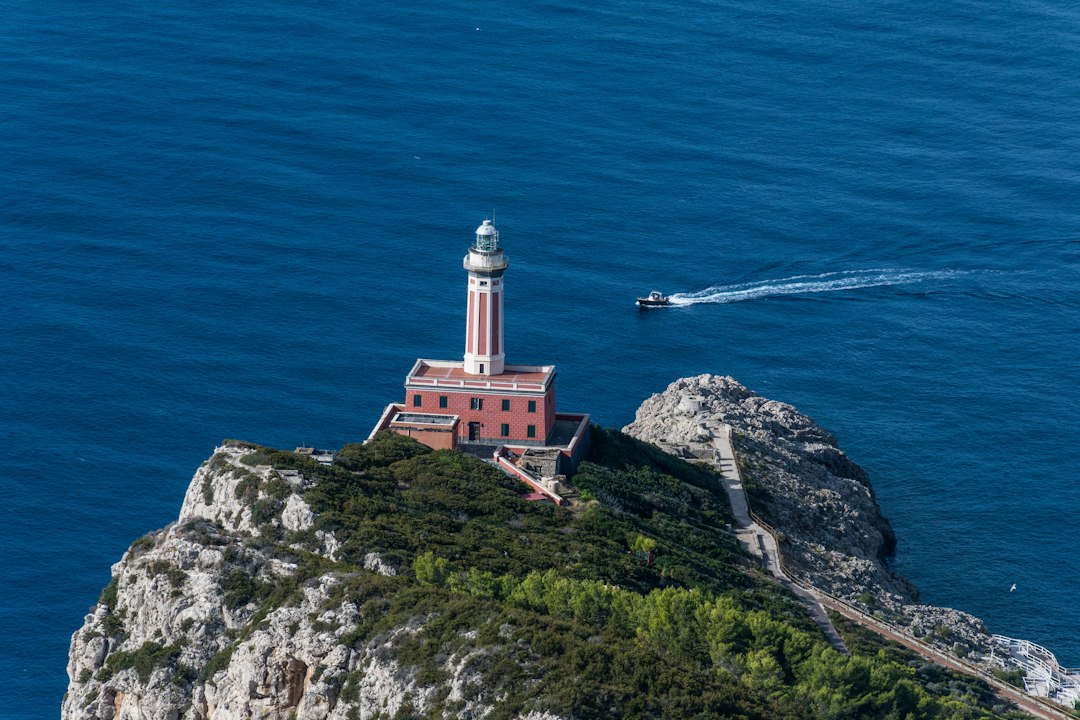 Faro di Punta Carena : la Capri loin des foules - Via Faro Punta Carena | Secret World Trip Planner