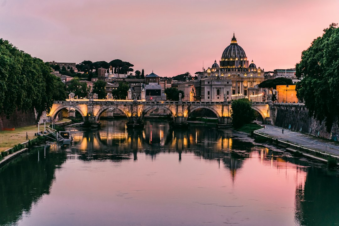 Meilleures apps de voyage 2026 à Rome : 5 tests sur le terrain - Roma | Secret World Trip Planner