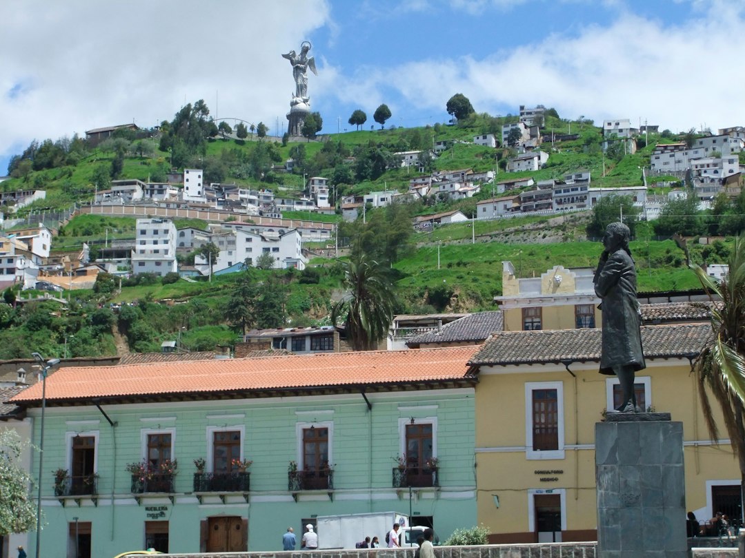 探索何塞·华金·德·奥尔梅多在厄瓜多尔的生活与遗产 - Riobamba | Secret World Trip Planner