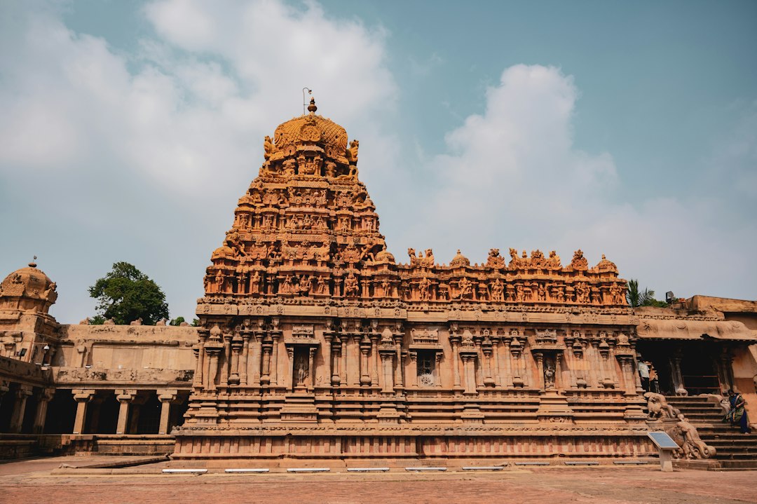 Tempio di Meenakshi: sculture divine a Madurai - Madurai | Secret World Trip Planner