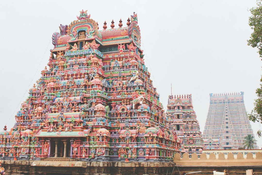 Templo de Meenakshi: esculturas divinas em Madurai - Madurai | Secret World Trip Planner