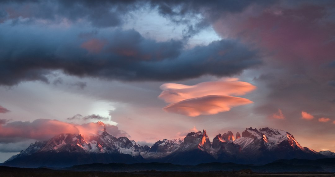 Torres del Paine: paisagens de granito e gelo — Torres de Paine