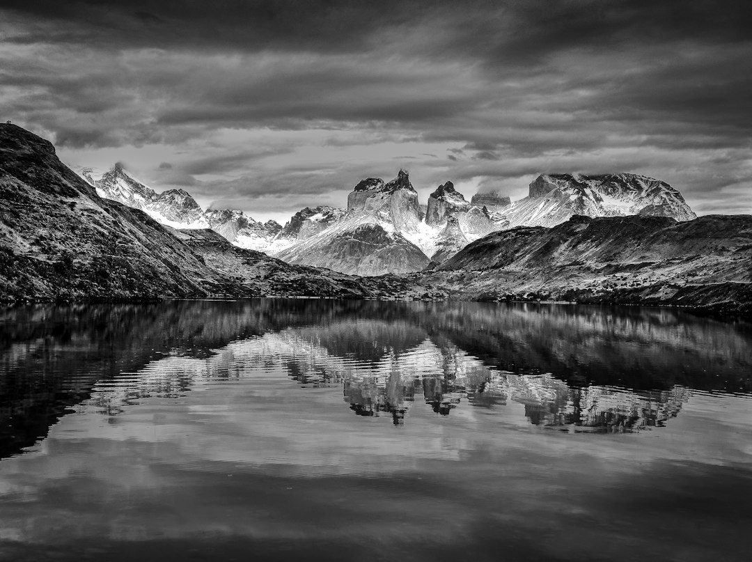 托雷斯德尔潘恩:花岗岩与冰川的壮丽景观 - Torres de Paine | Secret World Trip Planner