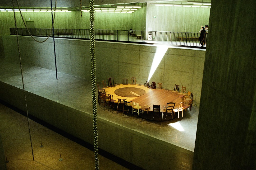 Descubre el arte contemporáneo en el M+ de Hong Kong - West Kowloon | Secret World Trip Planner
