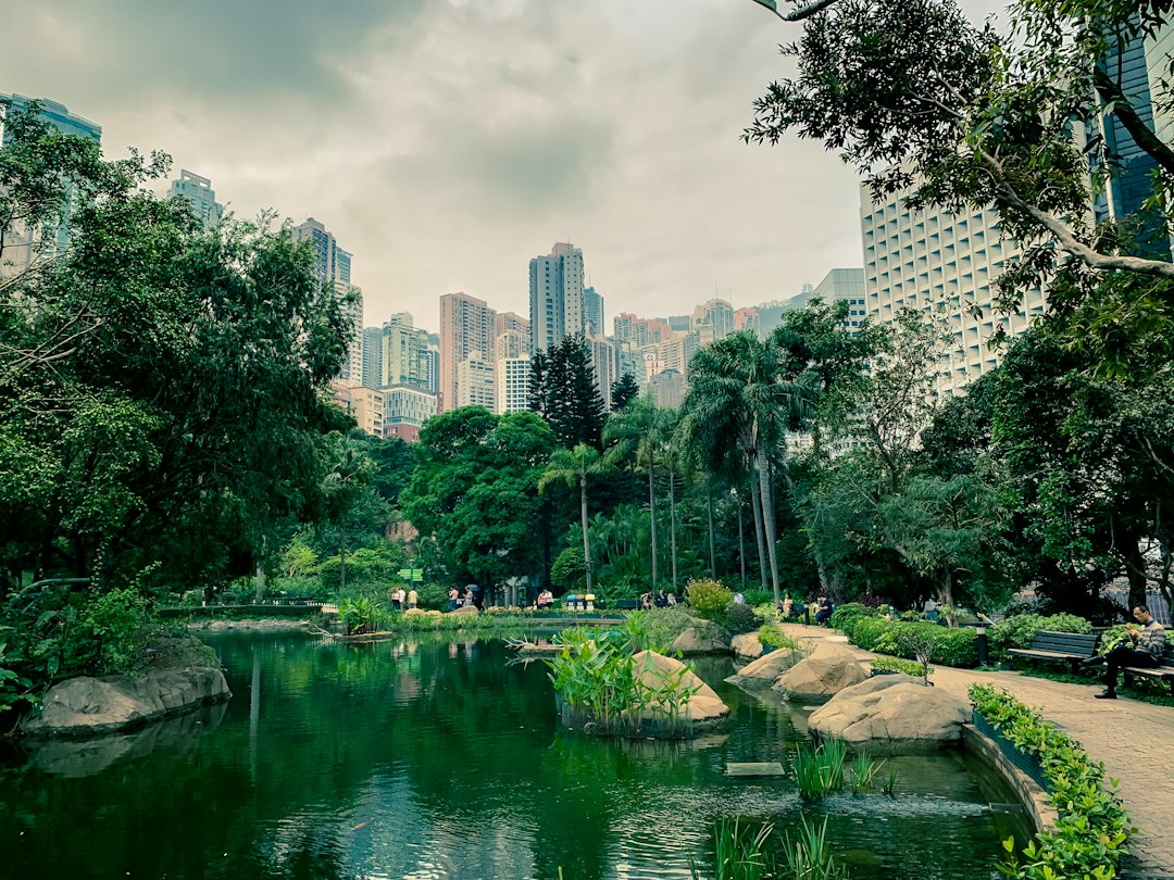 Descubre la Magia del Parque de Hong Kong - Central | Secret World Trip Planner