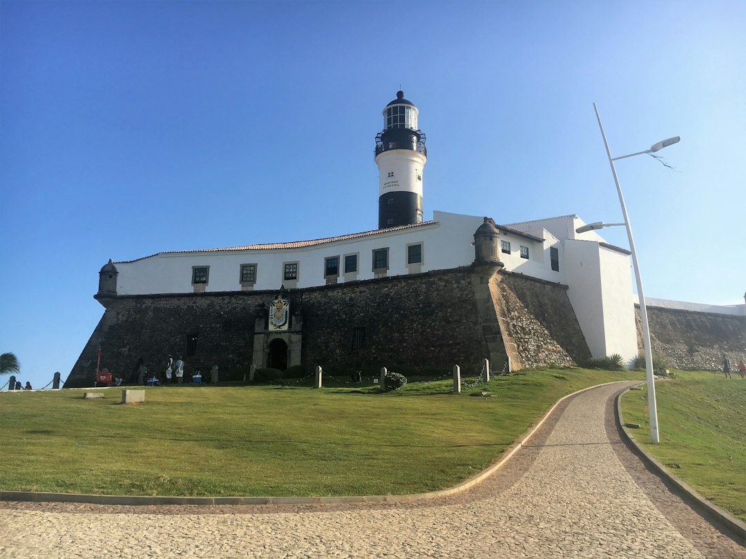 Entdecke den Guia-Leuchtturm in Macao - Guia Hill & Cable Car | Secret World Trip Planner