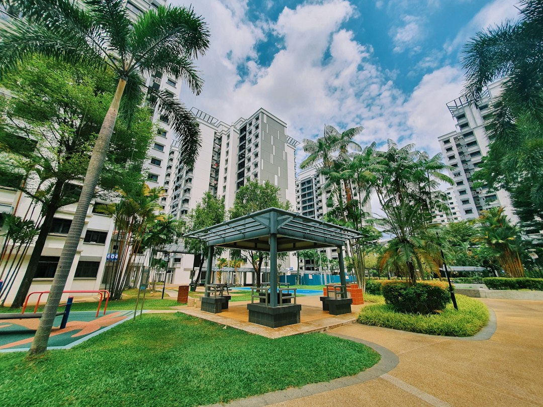 Descubre el Encanto de Fort Canning Park en Singapur | Secret World Trip Planner
