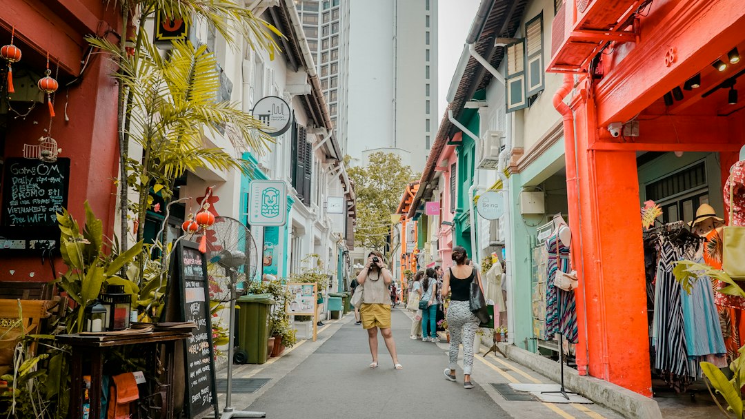 Descubre Haji Lane: Un Rincón de Singapur entre Historia y Arte - Haji Ln | Secret World Trip Planner